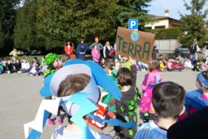 Ci si prepara alla sfilata