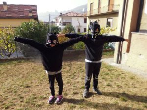 In maschera come i pipistrelli