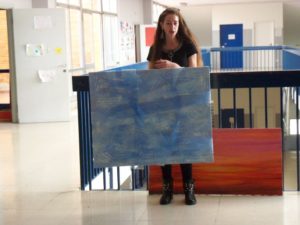 Claudia racconta le sue opere come ispirazione al lavoro