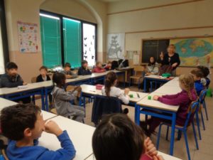 Alda parla in italiano e tutta la classe capisce