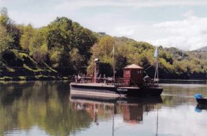 Immagine del traghetto sull'Adda